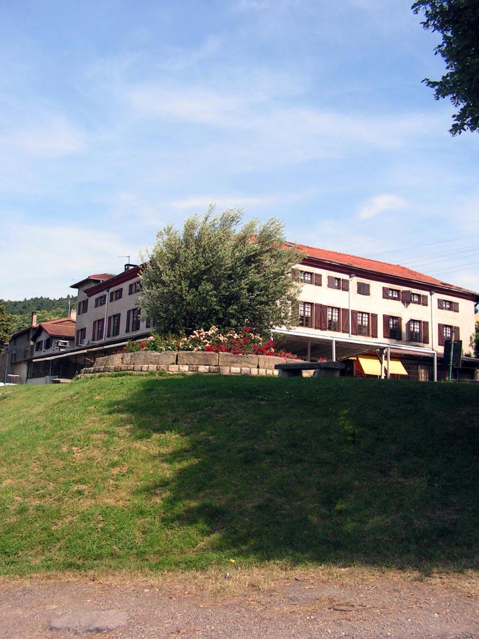 Domaine De La Barolliere Hotel Saint-Paul-en-Jarez Ngoại thất bức ảnh