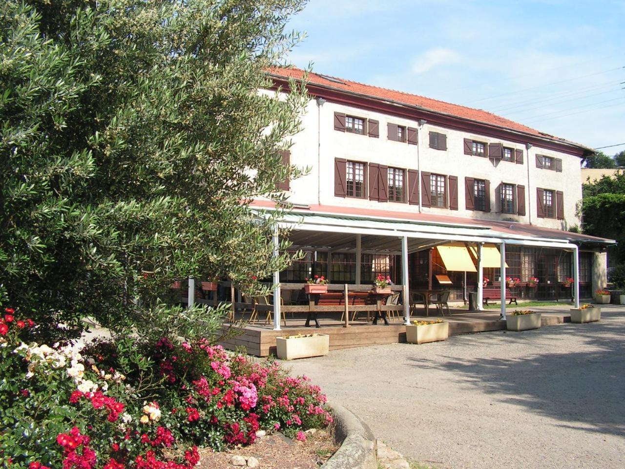 Domaine De La Barolliere Hotel Saint-Paul-en-Jarez Ngoại thất bức ảnh